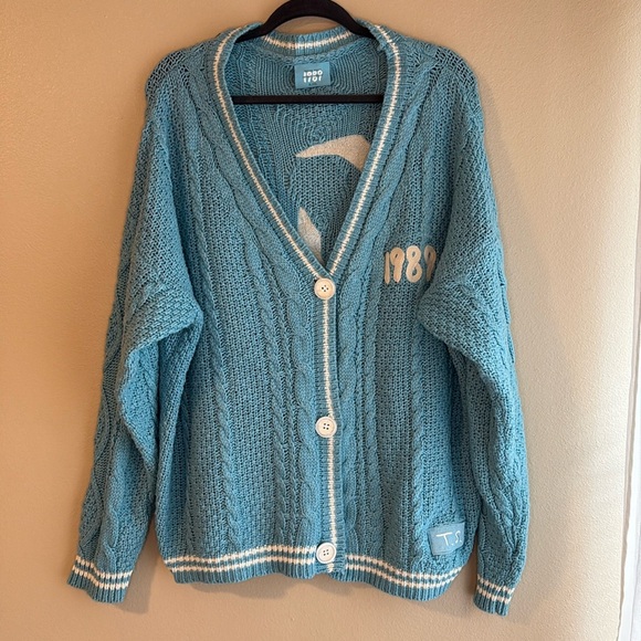 Taylor Swift Sweaters - Taylor Swift Blue White 1989 TV Cardigan Taylor’s Version - XL/2XL